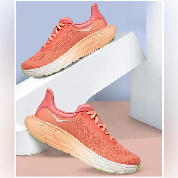 NWOT HOKA One One Arahi 7 Papaya/Coral Women’s Size 8B Running Shoes Sneakers - Picture 2 of 12